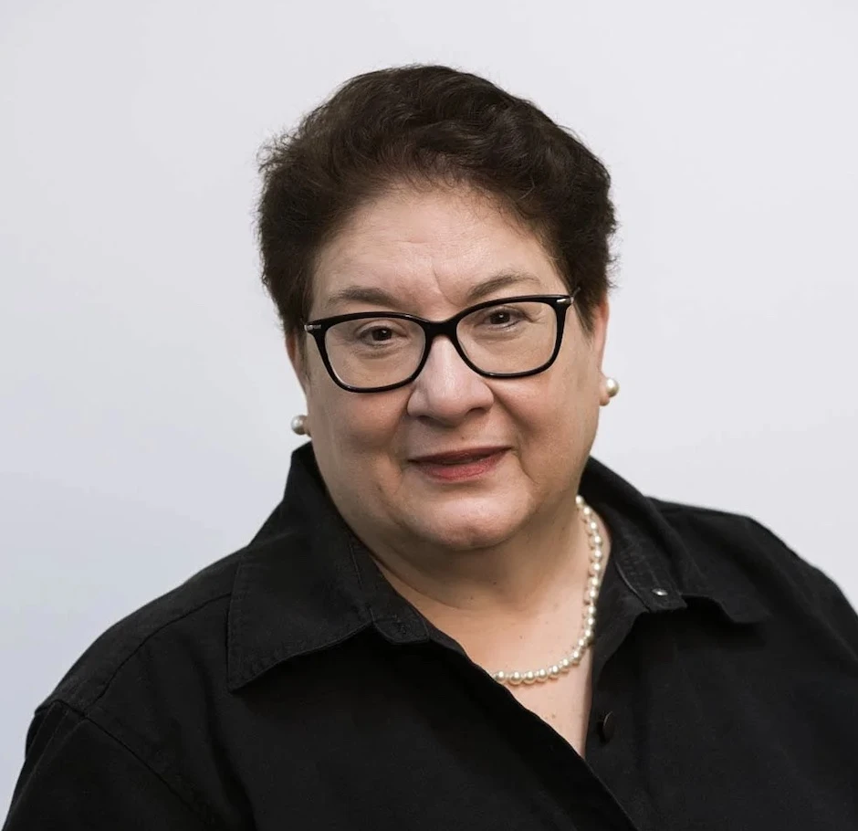 Dr. Renata Furst